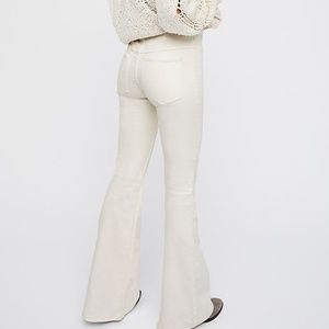 Penny Pull-On Flare Jeans in Ivory